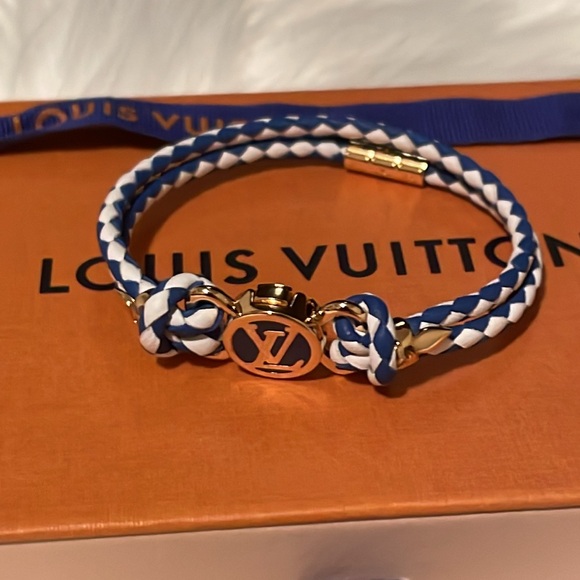 Louis Vuitton by the Pool Click it Bracelet - Picture 2 of 5